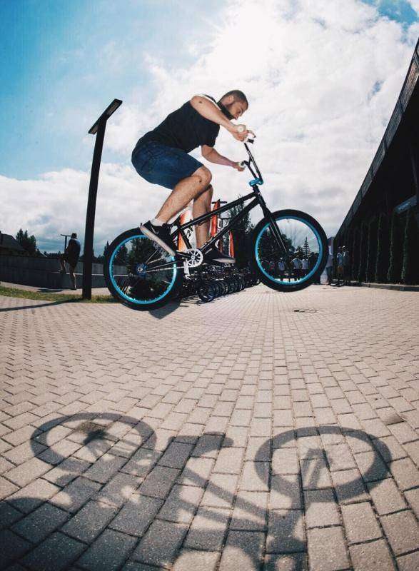  Сегодня на нашем заводе началась сборка велосипеда Forward ZigZag!