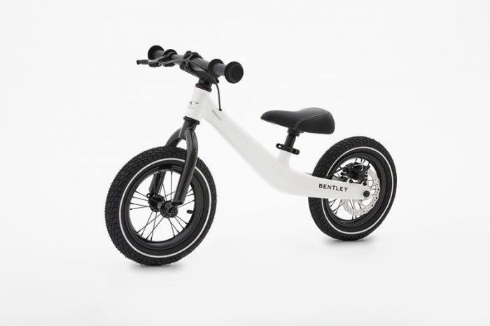 Беговел Bentley, белый
