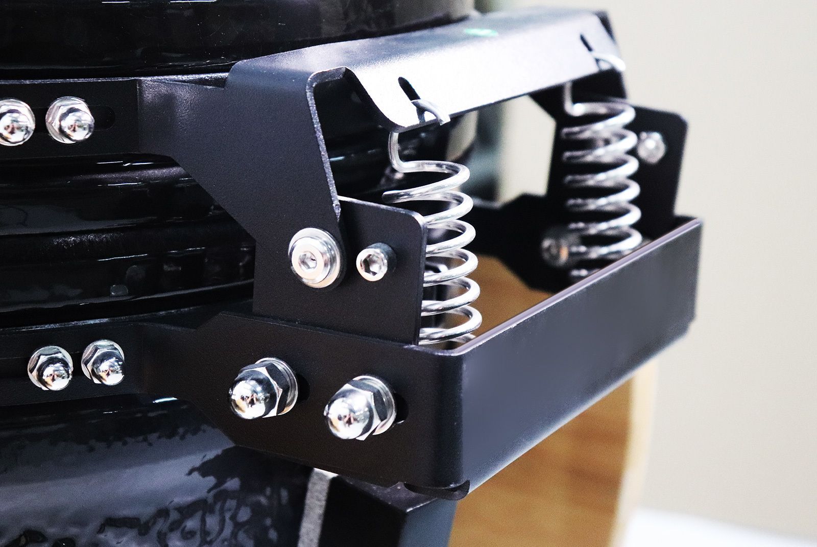 Керамический гриль-барбекю Start Grill SG16 PRO SE 16 дюймов (39,8 см) черный