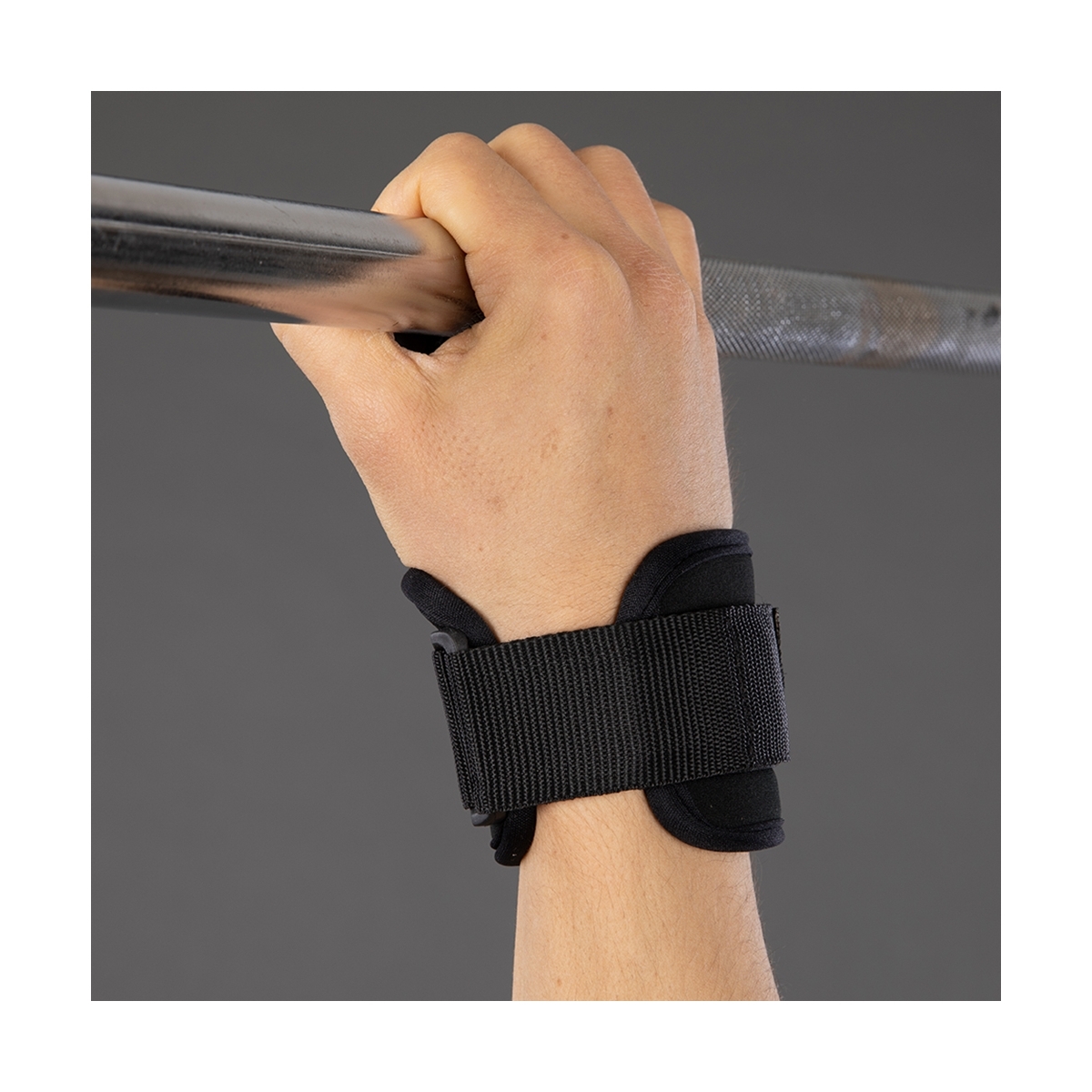 Лямки кистевые CHIBA Powerstrap черные 40610 для занятий на турнике